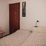 In Stile Alpino A Courmayeur Apartment Verrand