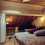 Апартаменты In Stile Alpino A Courmayeur Верранд