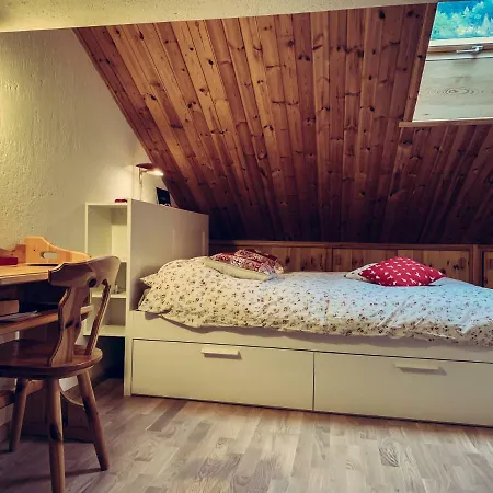 In Stile Alpino A Courmayeur Apartment