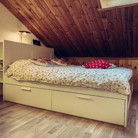 In Stile Alpino A Courmayeur Apartment